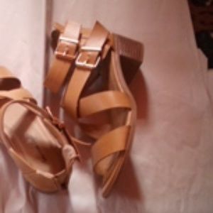 American Eagle shoes